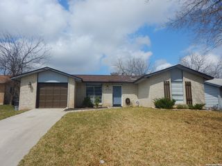14139 SWALLOW DR, San Antonio, TX 78217