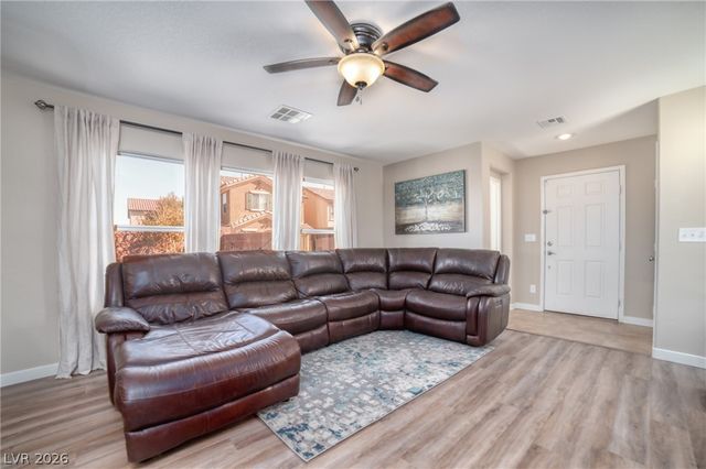 504 Beckton Park Avenue, Las Vegas, NV 89178