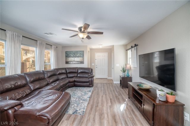 504 Beckton Park Avenue, Las Vegas, NV 89178