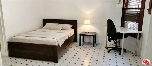 2705 S Normandie Avenue, Los Angeles, CA 90007