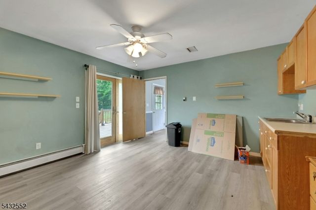 17 Butler Pl, Wanaque Boro, NJ 07420
