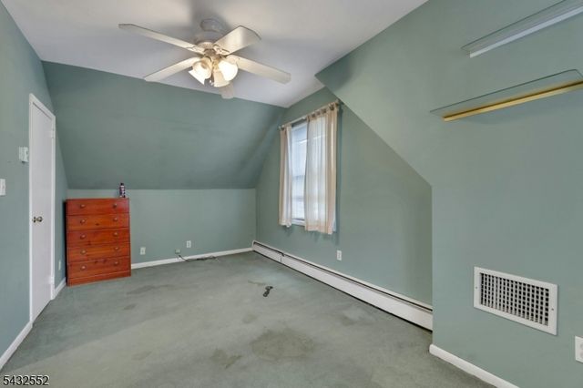 17 Butler Pl, Wanaque Boro, NJ 07420