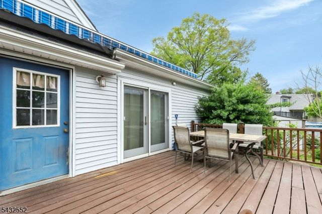 17 Butler Pl, Wanaque Boro, NJ 07420