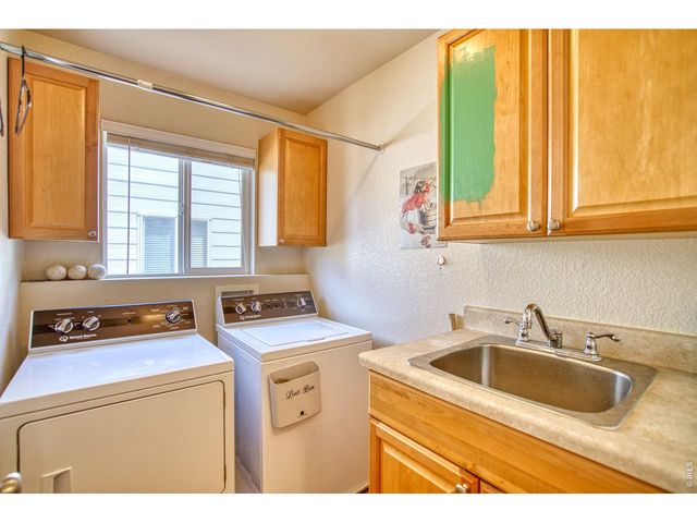 7476 Skyline St, Longmont, CO 80504