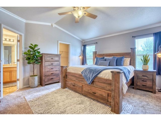 7476 Skyline St, Longmont, CO 80504