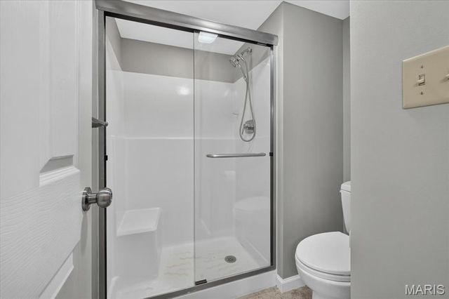 1380 Heritage Landing 202, St Charles, MO 63303