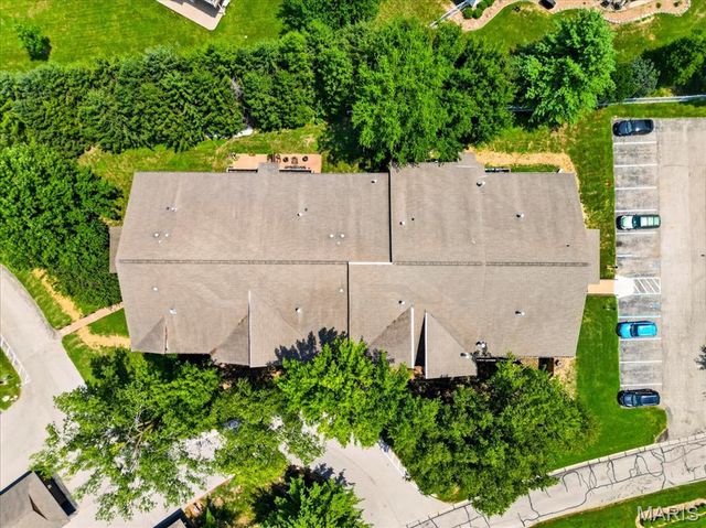 1380 Heritage Landing 202, St Charles, MO 63303