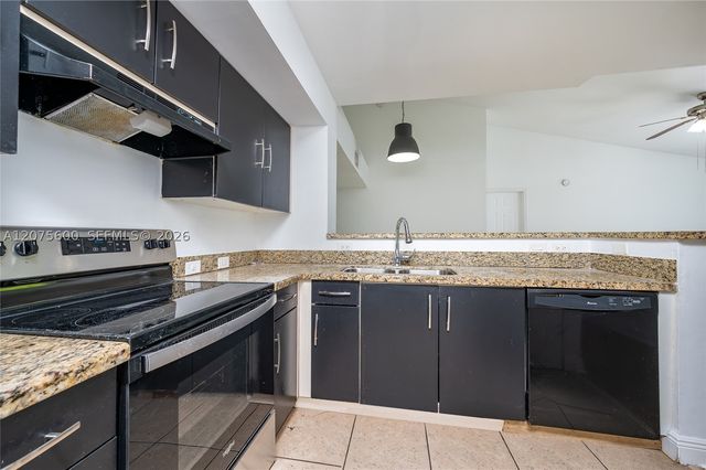 11145 SW 6th St 302, Pembroke Pines, FL 33025