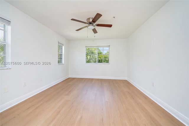 11145 SW 6th St 302, Pembroke Pines, FL 33025