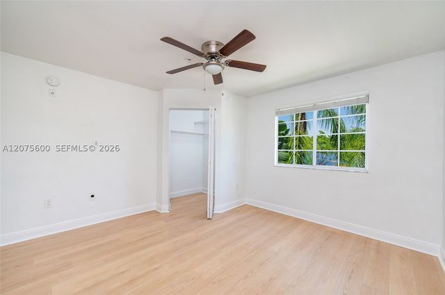 11145 SW 6th St 302, Pembroke Pines, FL 33025