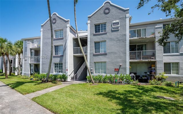 11145 SW 6th St 302, Pembroke Pines, FL 33025