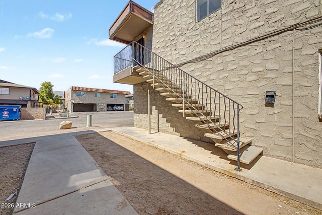 4749 E MORELAND Street, Phoenix, AZ 85008