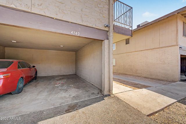 4749 E MORELAND Street, Phoenix, AZ 85008