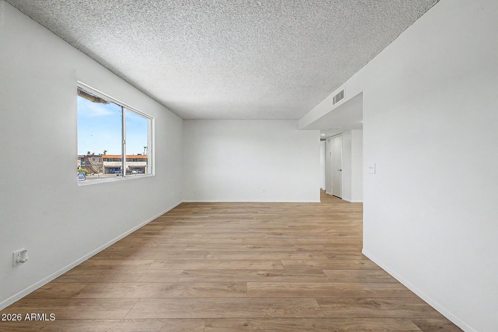 4749 E MORELAND Street, Phoenix, AZ 85008 — photo 2