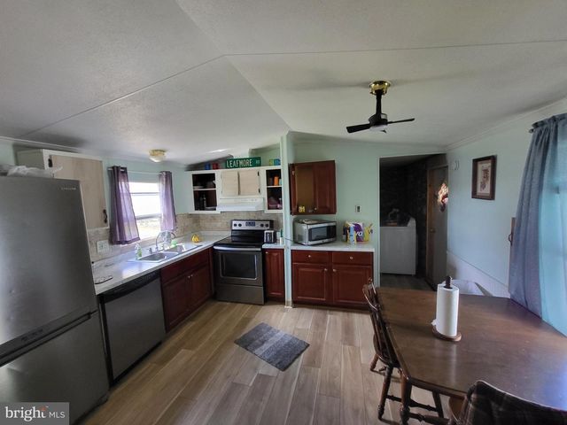 1859-1861 LEAFMORE RD, Chambersburg, PA 17202