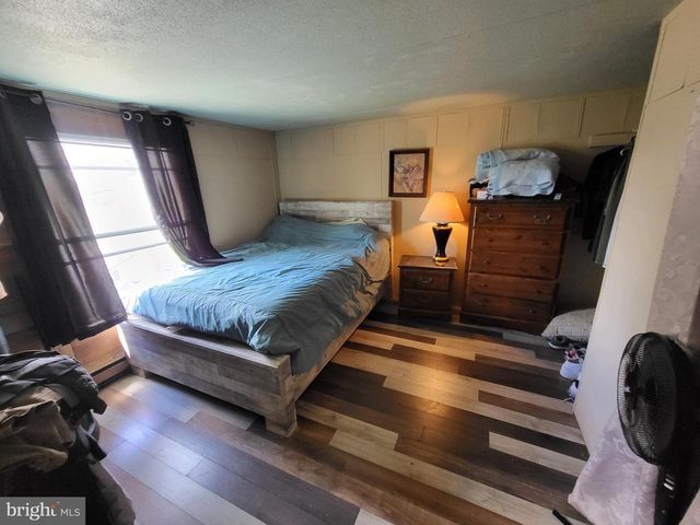1859-1861 LEAFMORE RD, Chambersburg, PA 17202