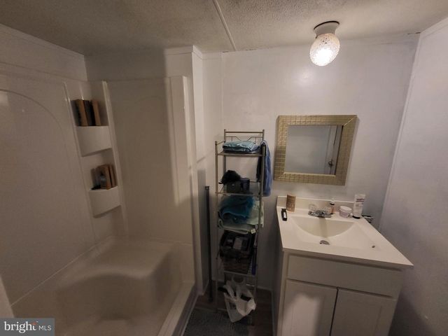 1859-1861 LEAFMORE RD, Chambersburg, PA 17202