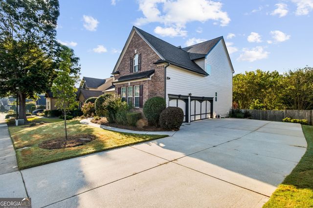 917 Wallace Falls Drive, Braselton, GA 30517