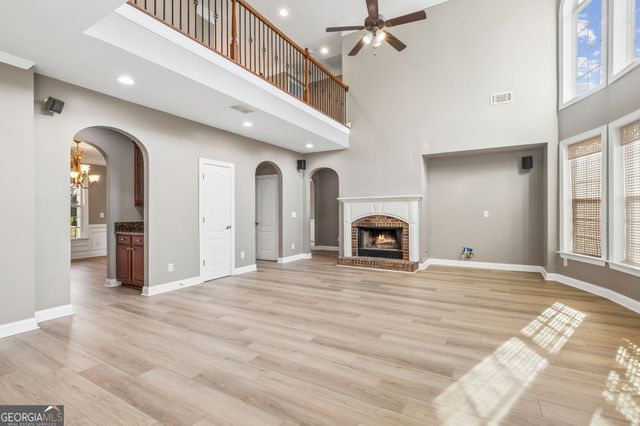 917 Wallace Falls Drive, Braselton, GA 30517