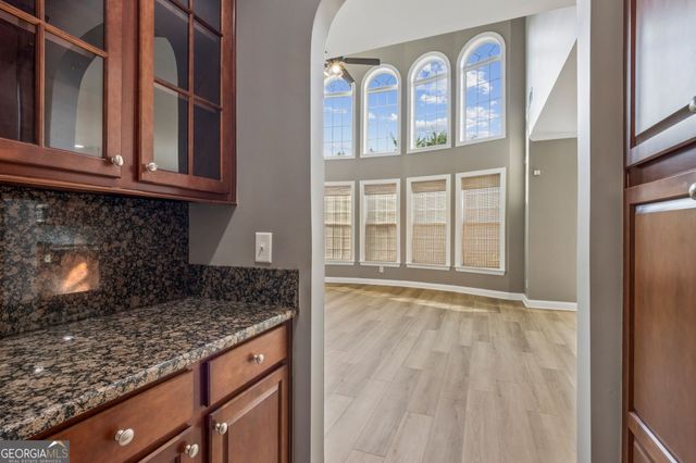 917 Wallace Falls Drive, Braselton, GA 30517