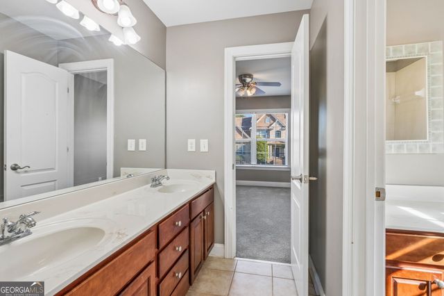 917 Wallace Falls Drive, Braselton, GA 30517