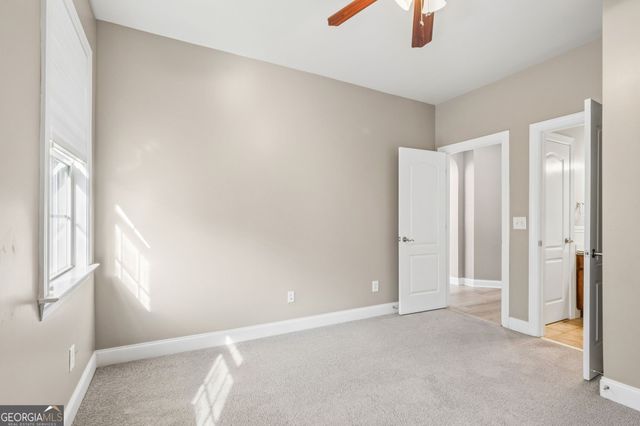 917 Wallace Falls Drive, Braselton, GA 30517