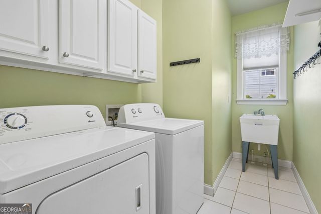 917 Wallace Falls Drive, Braselton, GA 30517