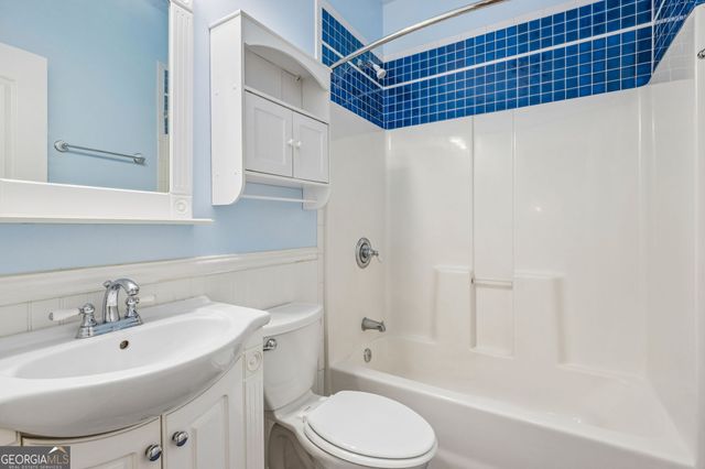 917 Wallace Falls Drive, Braselton, GA 30517