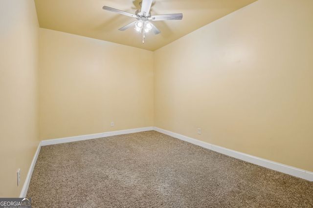 917 Wallace Falls Drive, Braselton, GA 30517