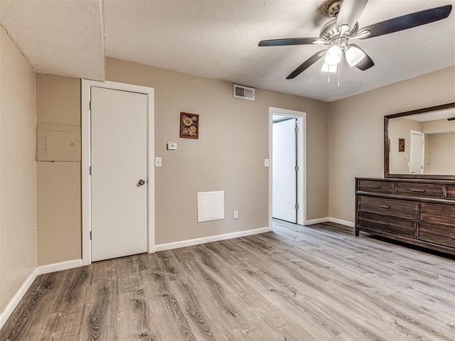 11510 N May Avenue B107, Oklahoma City, OK 73120