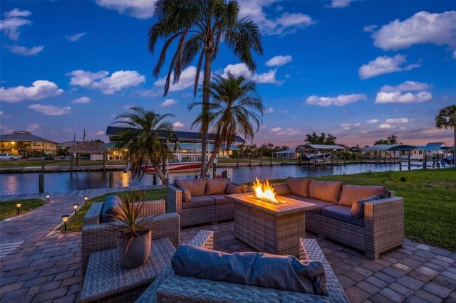 24240 HENRY MORGAN BLVD, Punta Gorda, FL 33955