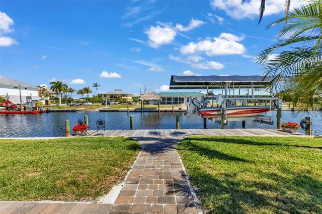 24240 HENRY MORGAN BLVD, Punta Gorda, FL 33955