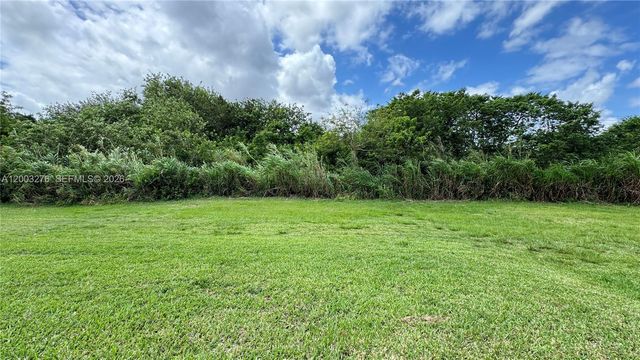 14638 SW 128th Ct Rd, Miami, FL 33186