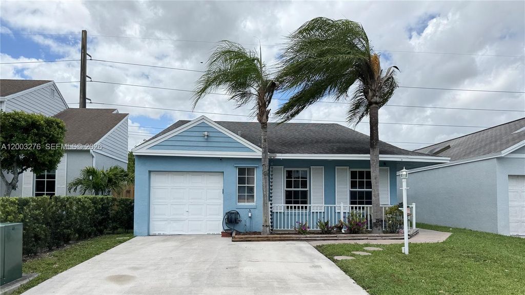 14638 SW 128th Ct Rd, Miami, FL 33186