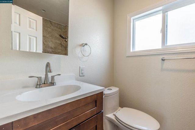 7230 Blake St, El Cerrito, CA 94530