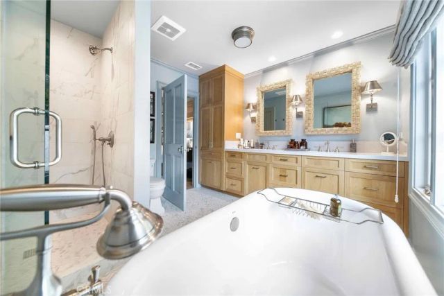 16544 Greenleaf Street, Encino, CA 91436