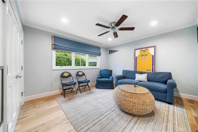 16544 Greenleaf Street, Encino, CA 91436