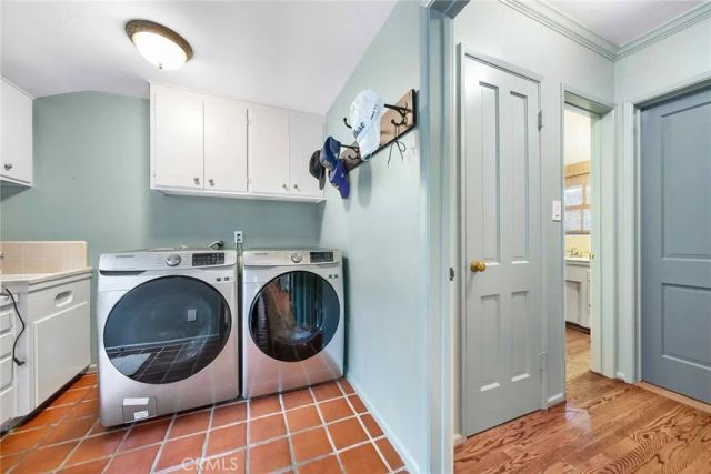 16544 Greenleaf Street, Encino, CA 91436