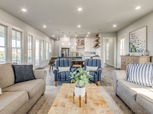 86 Ridgeline, Carlton Landing, OK 74432