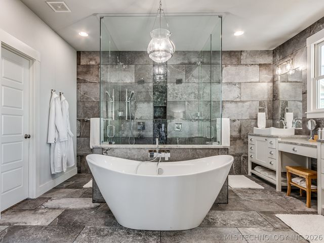 86 Ridgeline, Carlton Landing, OK 74432