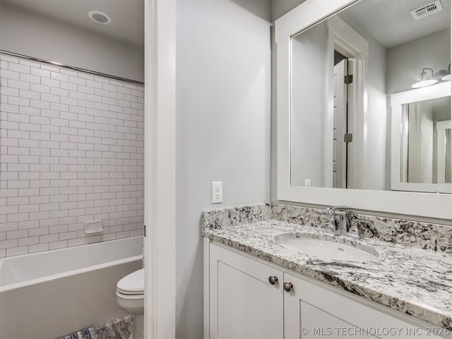 86 Ridgeline, Carlton Landing, OK 74432