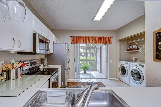 6335 BAYSIDE KEY DRIVE, Tampa, FL 33615