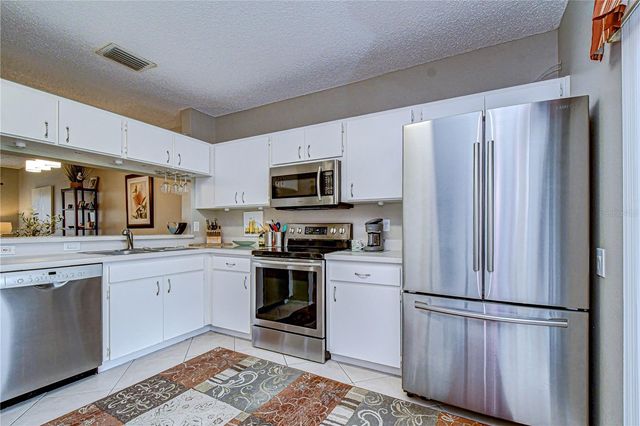 6335 BAYSIDE KEY DRIVE, Tampa, FL 33615