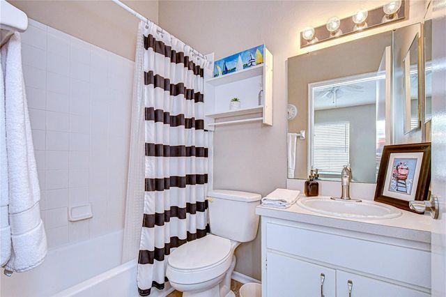 6335 BAYSIDE KEY DRIVE, Tampa, FL 33615