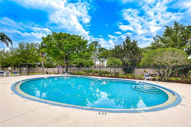 6335 BAYSIDE KEY DRIVE, Tampa, FL 33615