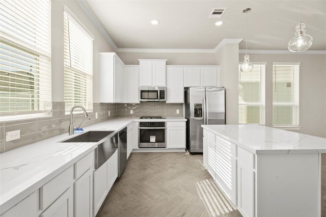 3206 La Rambla Drive, Houston, TX 77047