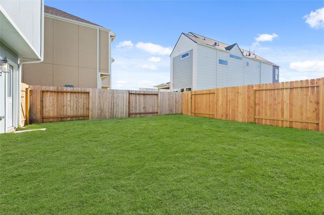 3206 La Rambla Drive, Houston, TX 77047