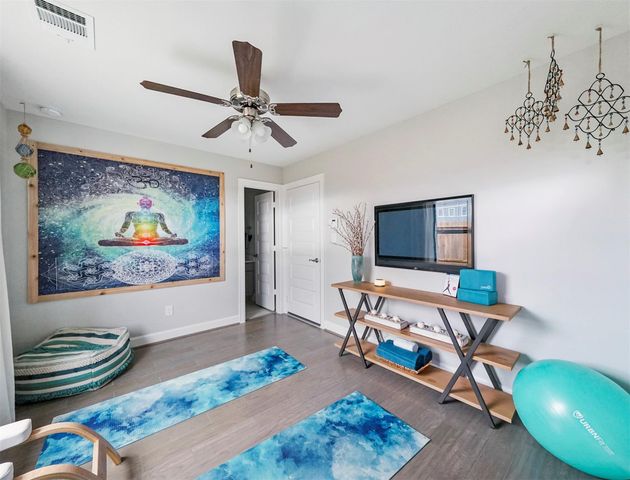 3206 La Rambla Drive, Houston, TX 77047