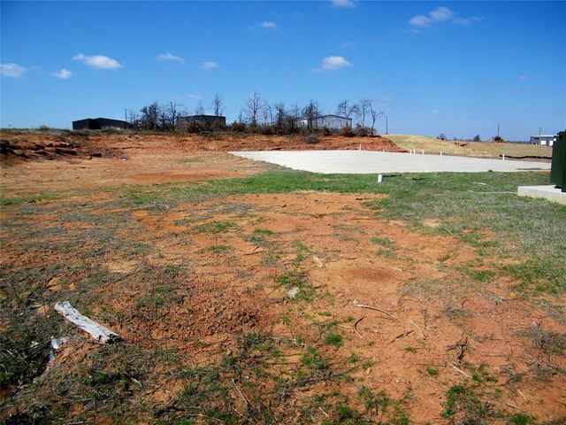 11571 Maui Lane, Edmond, OK 73034