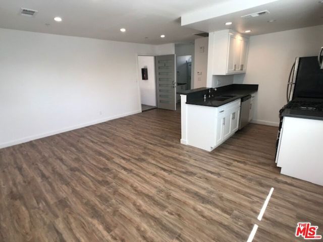 601 N Normandie Avenue 6, Los Angeles, CA 90004